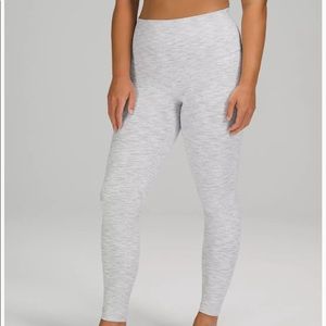 Lululemon leggings size 8